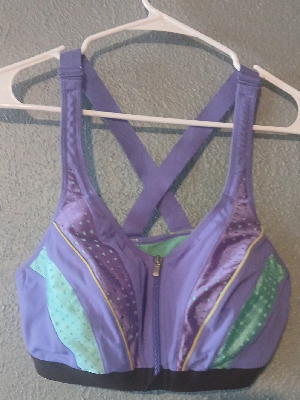 Victoria Secret Sport-bra with Teal and Lime Accents